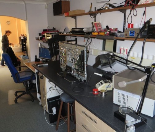 smart tv repair service in dwarka janakpuri